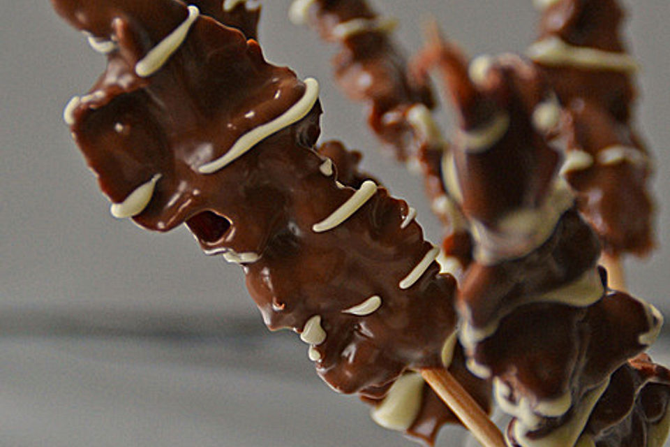 Chocolate-covered Bacon-Sticks