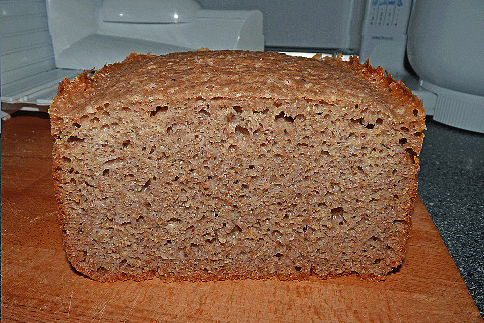 Amaranth-Hirse-Dinkel-Brot