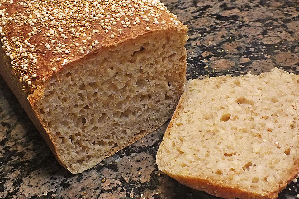 Amaranth-Hirse-Dinkel-Brot