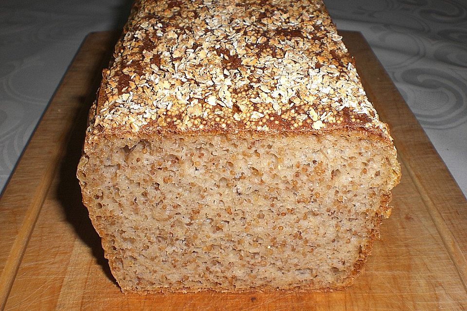 Amaranth-Hirse-Dinkel-Brot