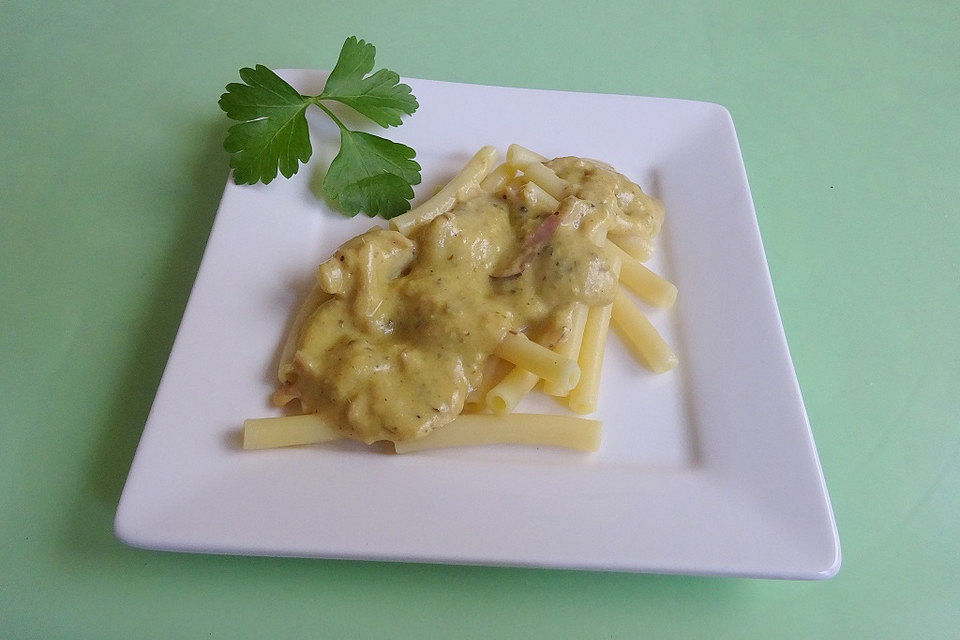 Schinken-Pesto-Sahnesoße