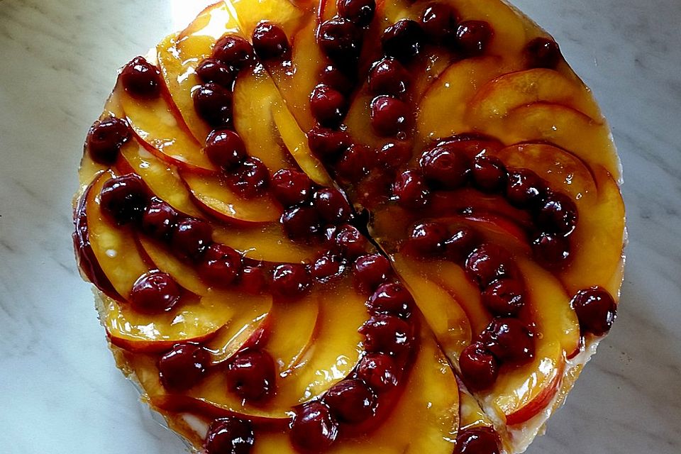 Sommerliche Obsttorte mit Pudding