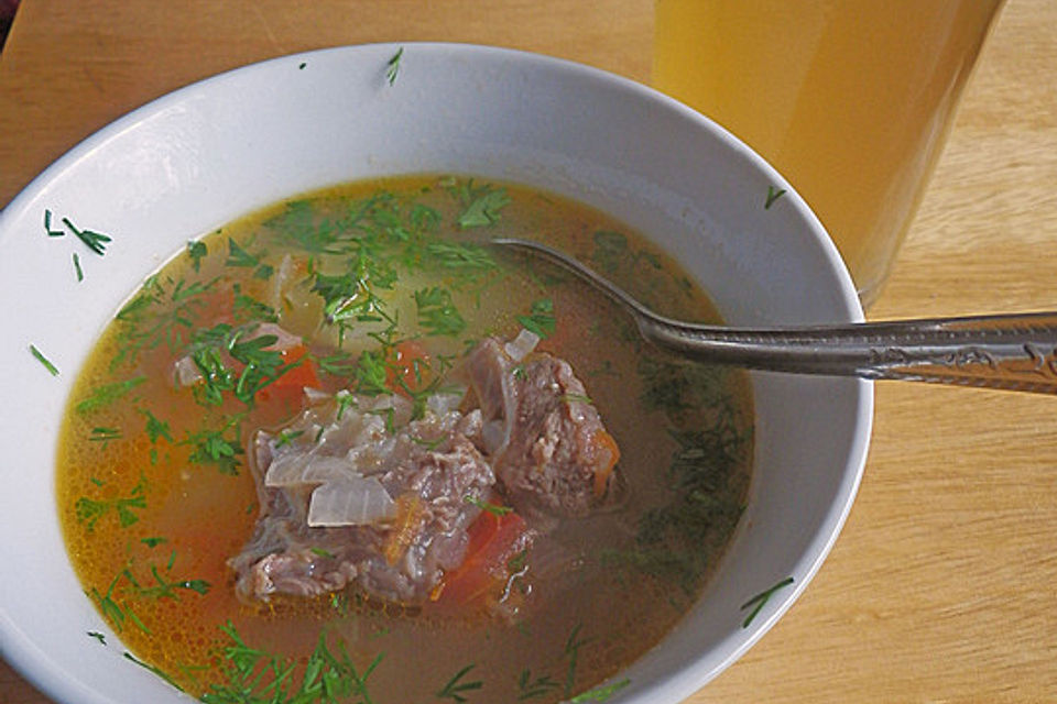 Rindersuppe von der Rippe