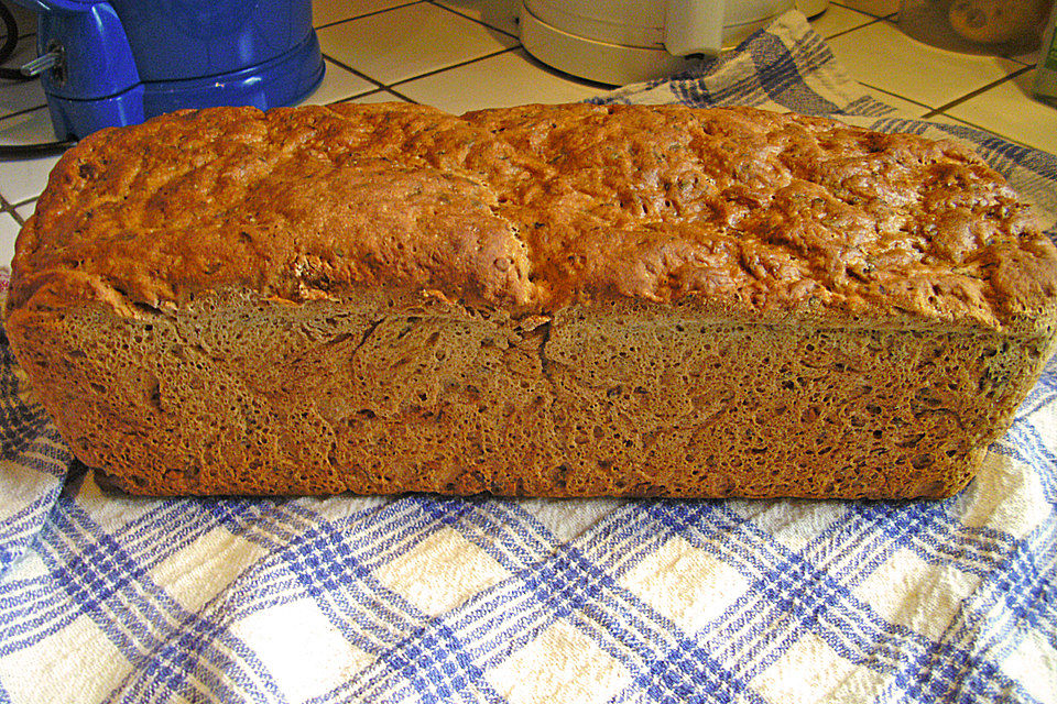 Glutenfreies Walnussbrot