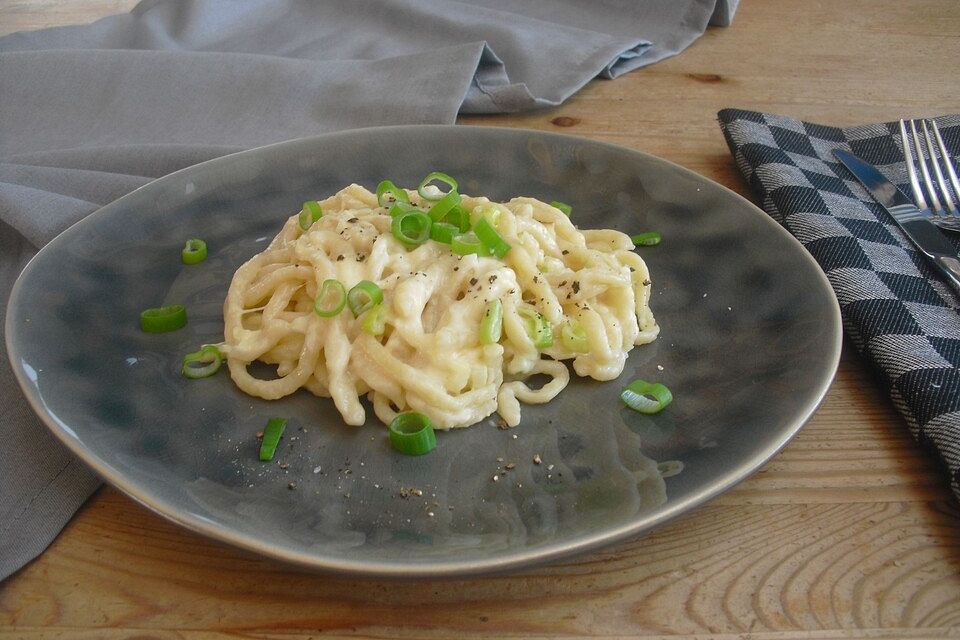 Käsespätzle (cremig und würzig)