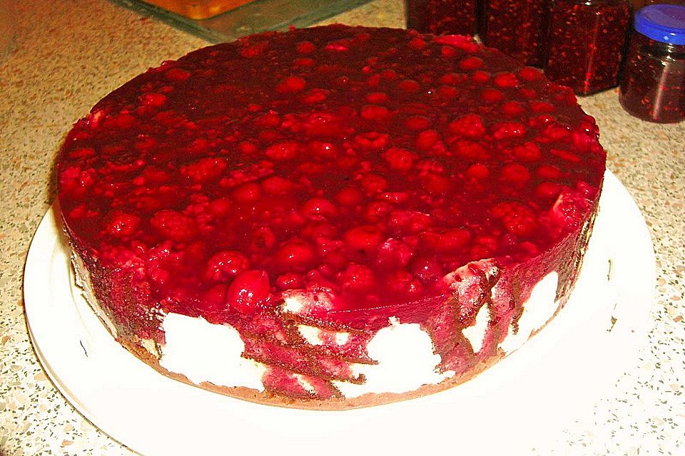 Rote Grütze Torte