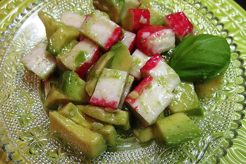 Avocado-Surimi-Salat