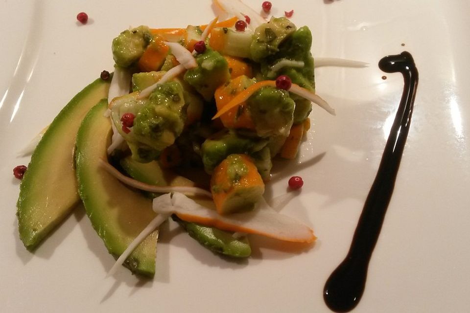 Avocado-Surimi-Salat