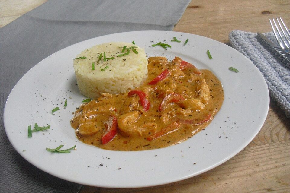 Geschnetzeltes in Paprika-Sahnesauce