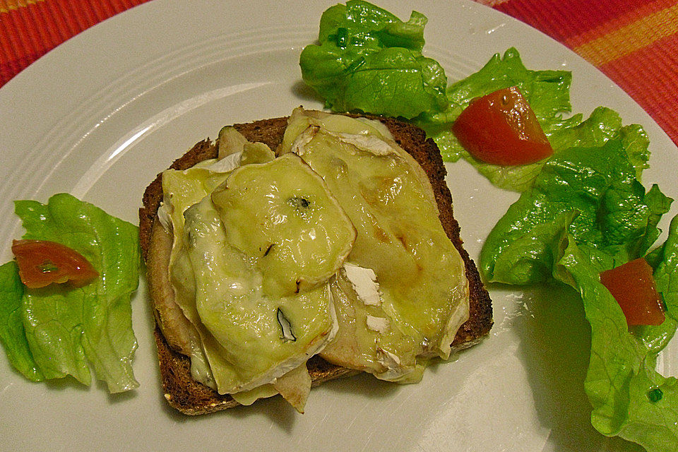 Überbackener Birnen-Toast