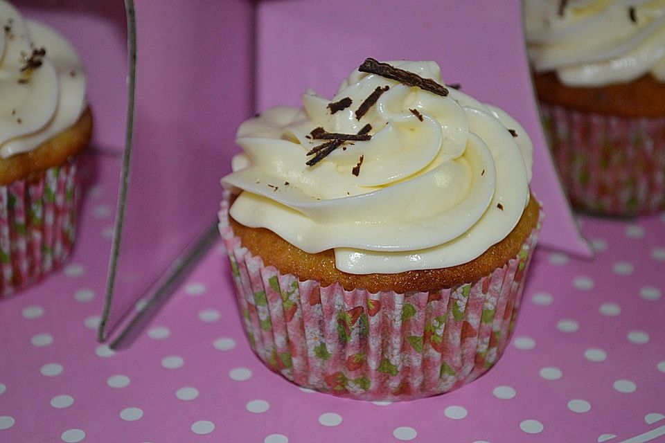 Banana-Split-Cupcakes