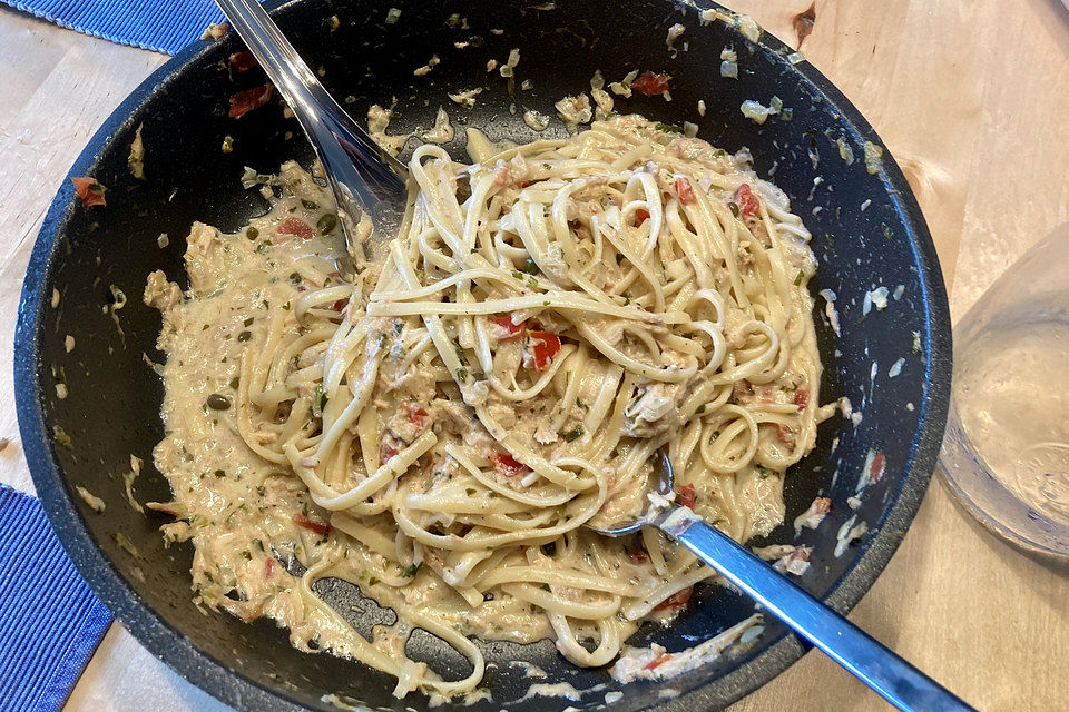 Spaghetti mit Zitronen-Thunfischsoße