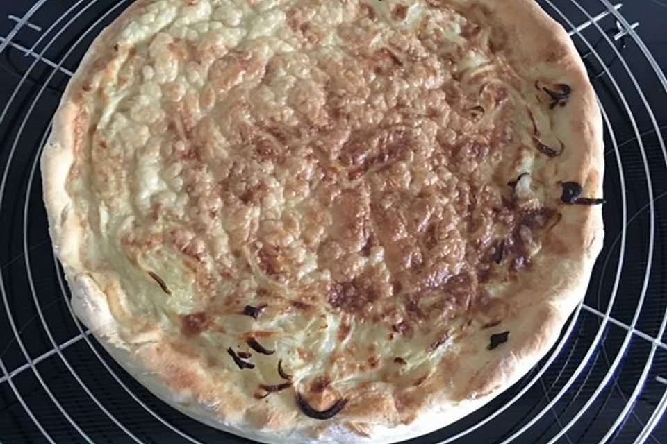 Veganer Zwiebelkuchen