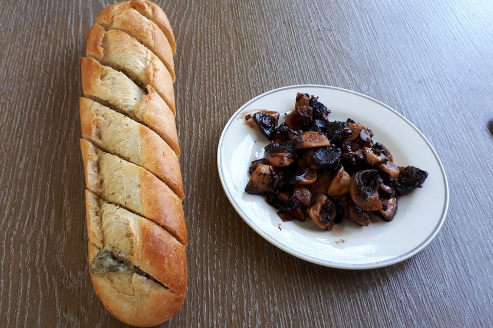 Champignons in Balsamico