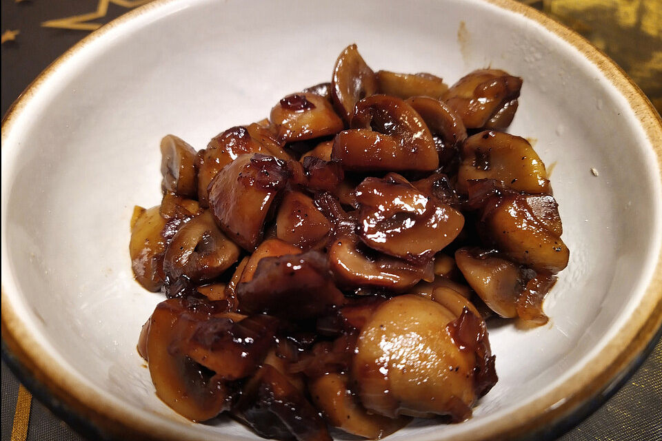 Champignons in Balsamico