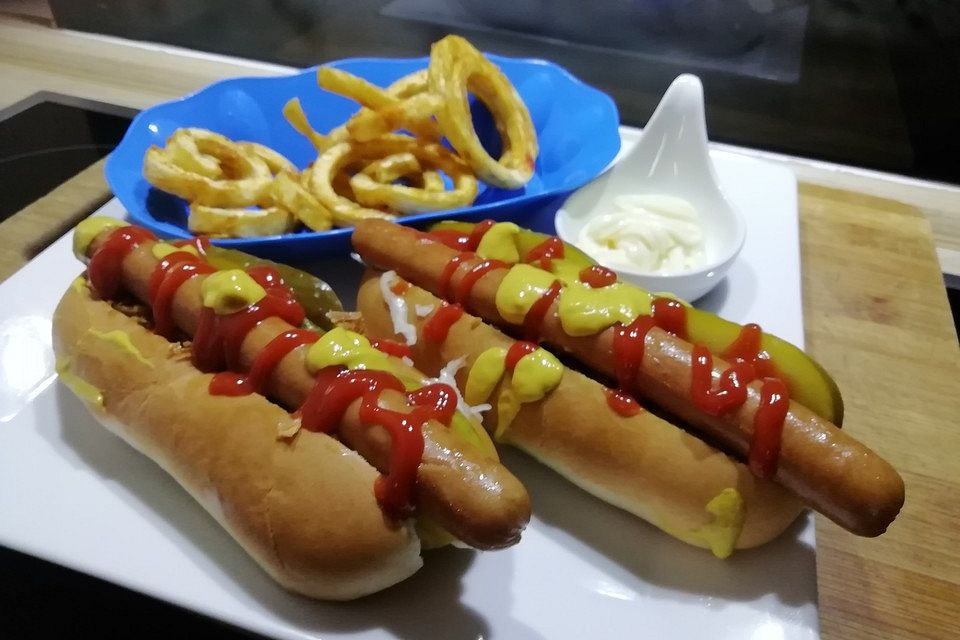 Amerikanische gegrillte Hot Dogs