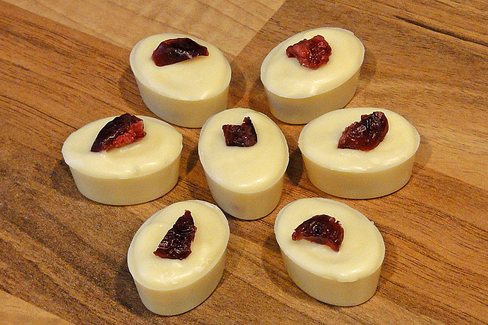 Zitronen-Cranberry-Trüffel-Pralinen