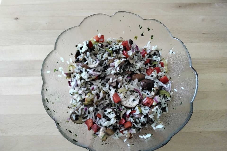 Finnischer Reissalat