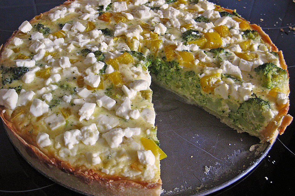 Brokkoli-Schafskäse-Quiche