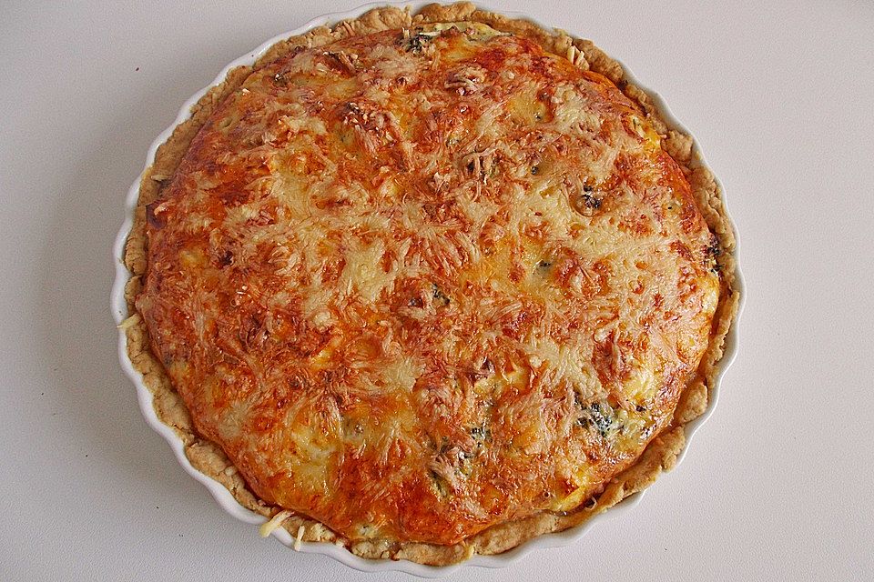 Brokkoli-Schafskäse-Quiche