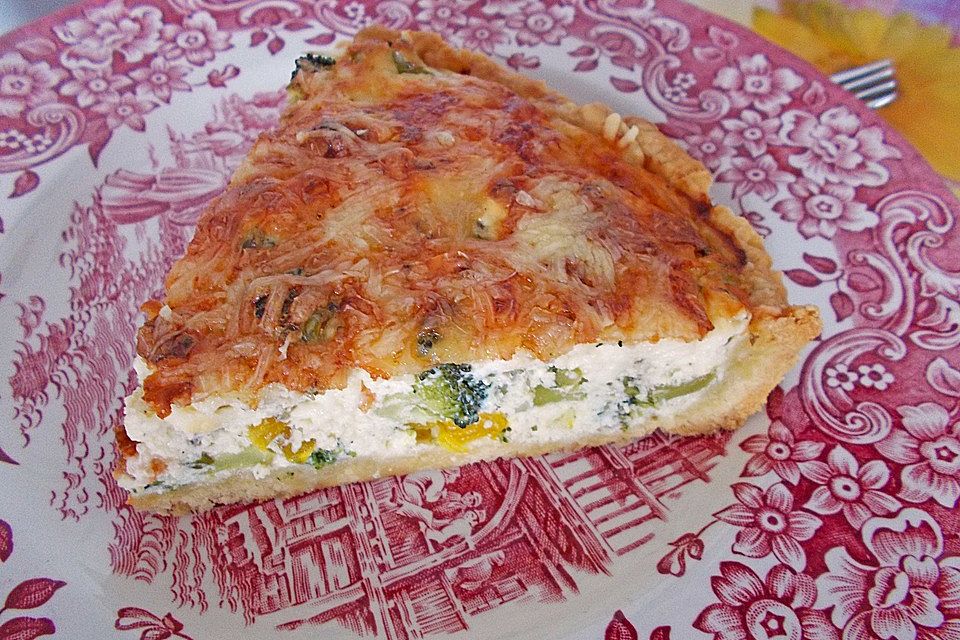 Brokkoli-Schafskäse-Quiche