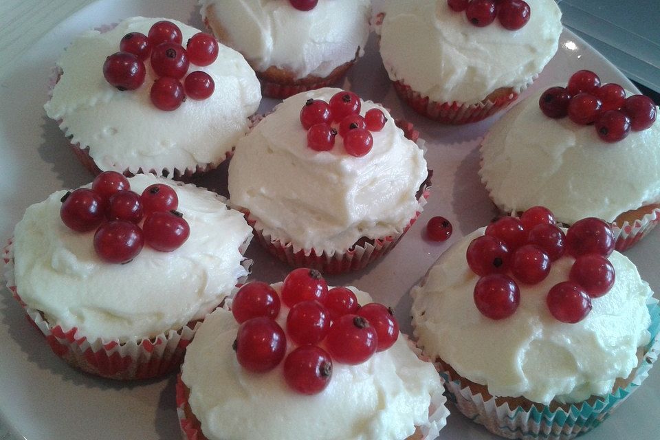 Cupcakes mit Holunderblüten