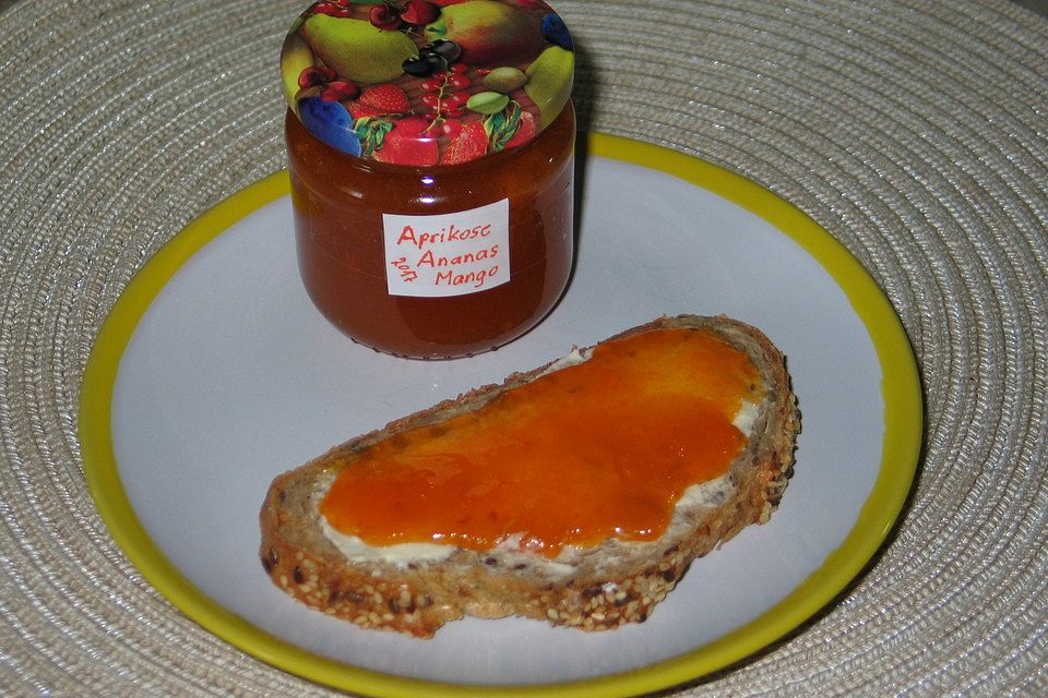 Aprikose-Ananas-Mango-Marmelade