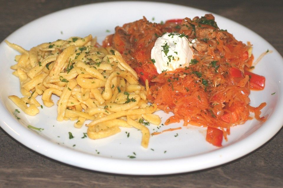 Sauerkrautpfanne mit Schweinefilet