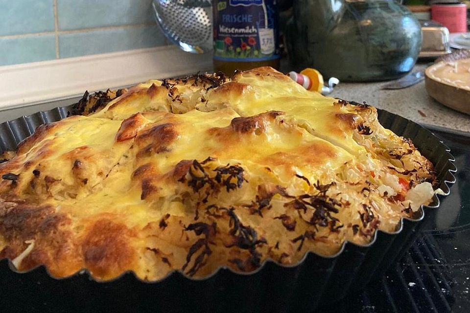 Sauerkraut-Tomaten-Lauchquiche