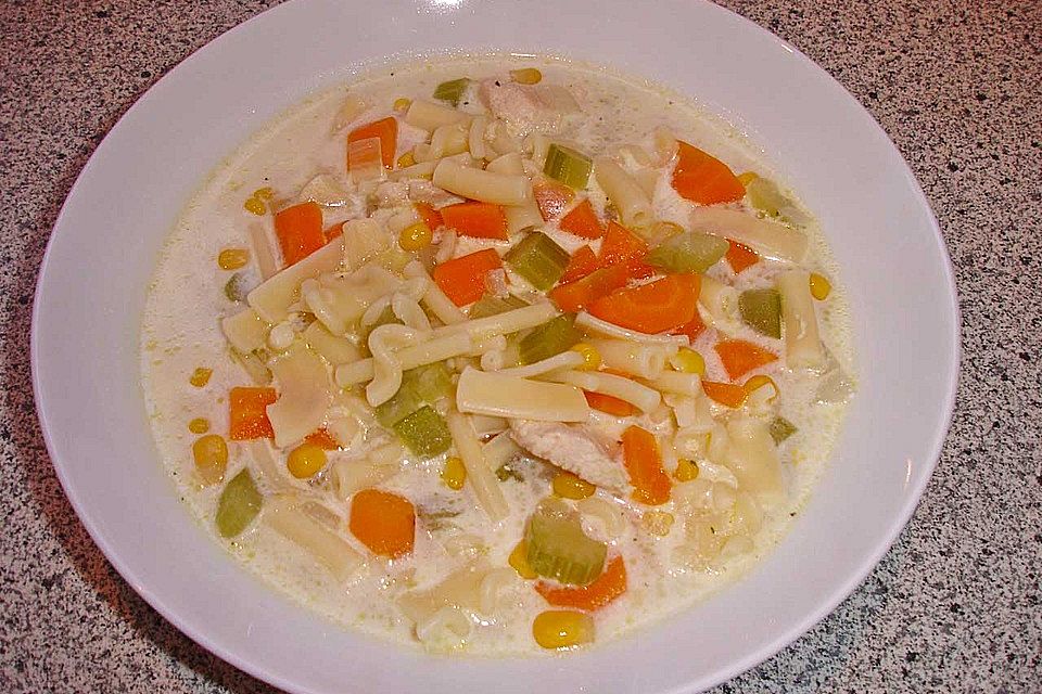 Hühnersuppe mit Mais