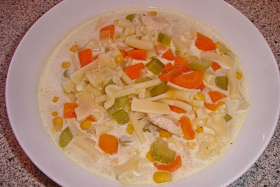 Hühnersuppe mit Mais