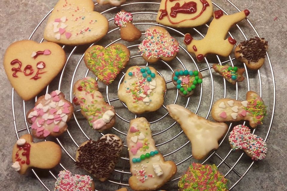 Weihnachtsplätzchen mit Zuckerguss