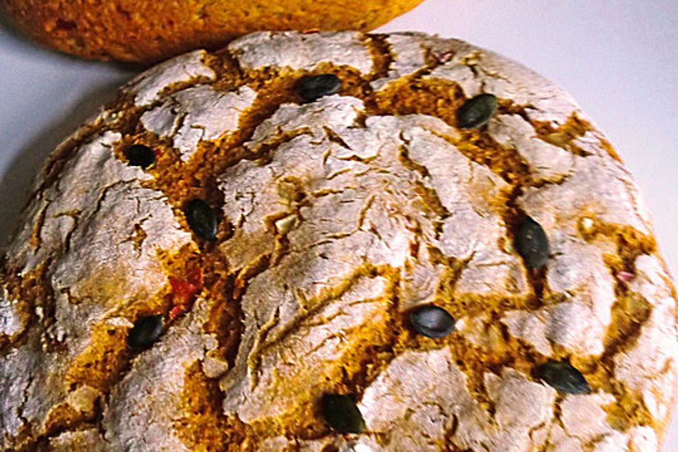 Kürbis-Kartoffel-Brot