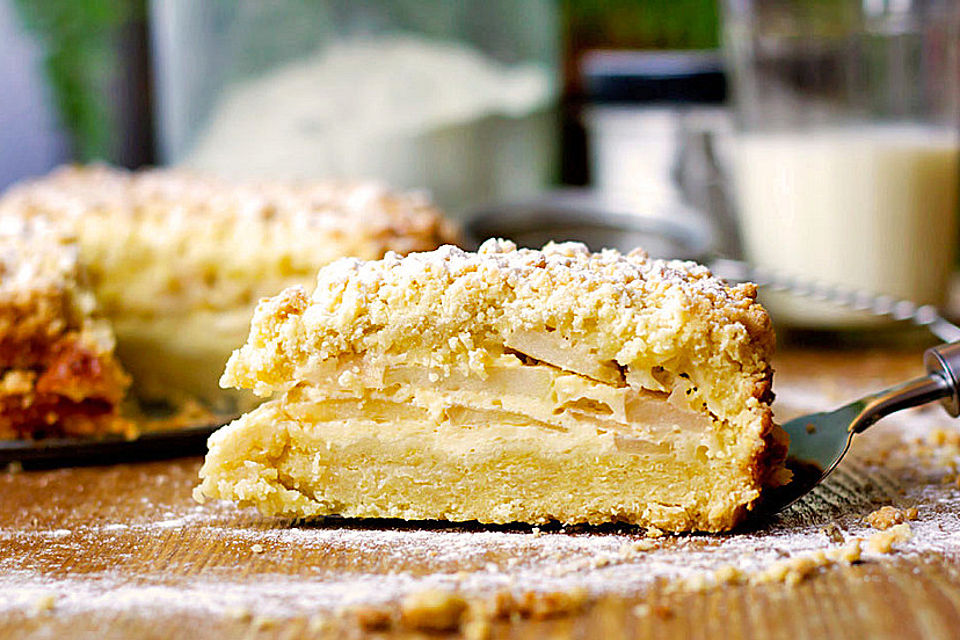 Apfel-Streuselkuchen mit Rahmguss