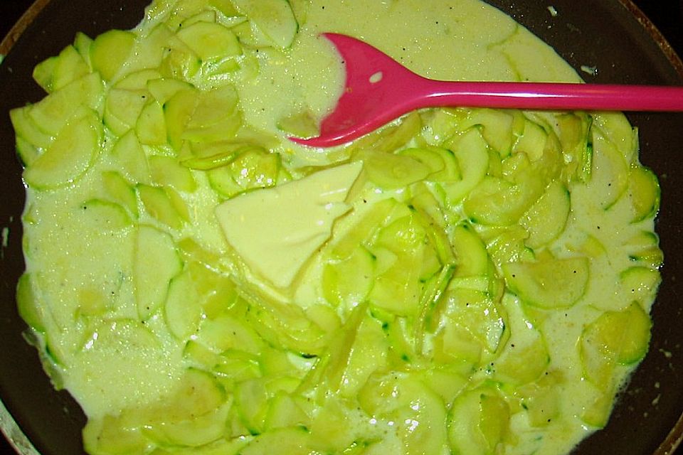 Sahne - Zucchini