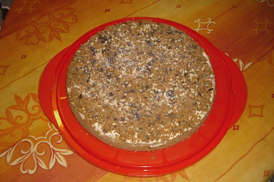 Cappuccino-Krümel-Torte