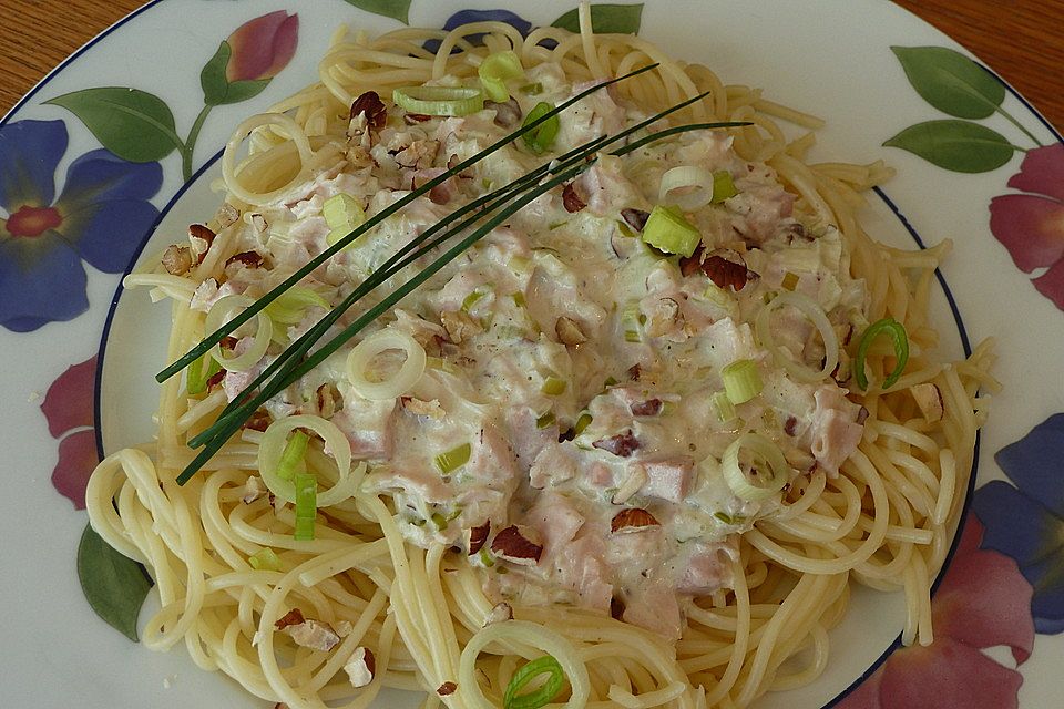 Porree-Schinken-Spaghetti