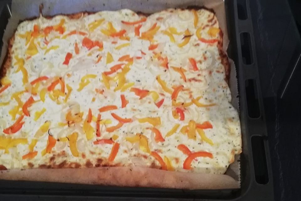 Low-Carb Flammkuchen vegetarisch