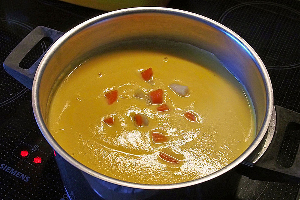 Rahmsuppe von Wurzelgemüse