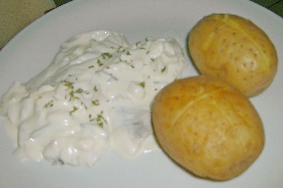 Matjestopf mit Pellkartoffeln