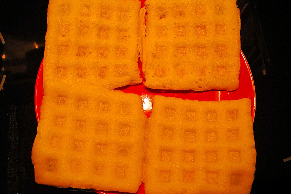 Gluten- und laktosefreie Eierwaffeln