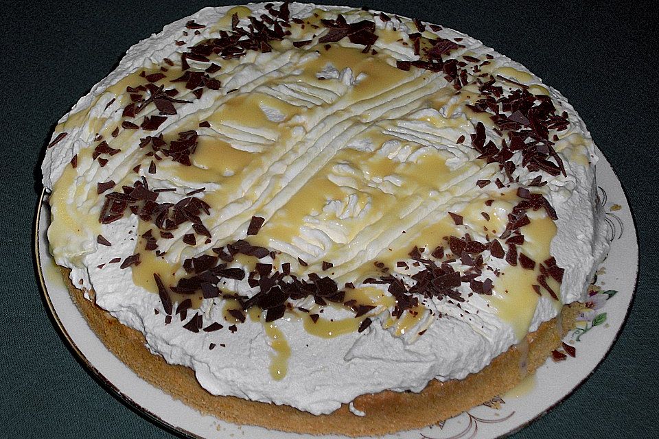 Kirschtorte mit Eierlikör