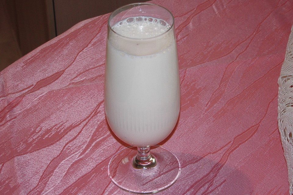 Vitaminreiche Joghurt-Bananenmilch