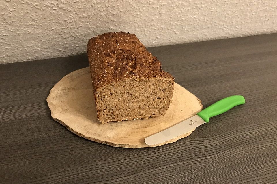 Kerniges Quarkbrot