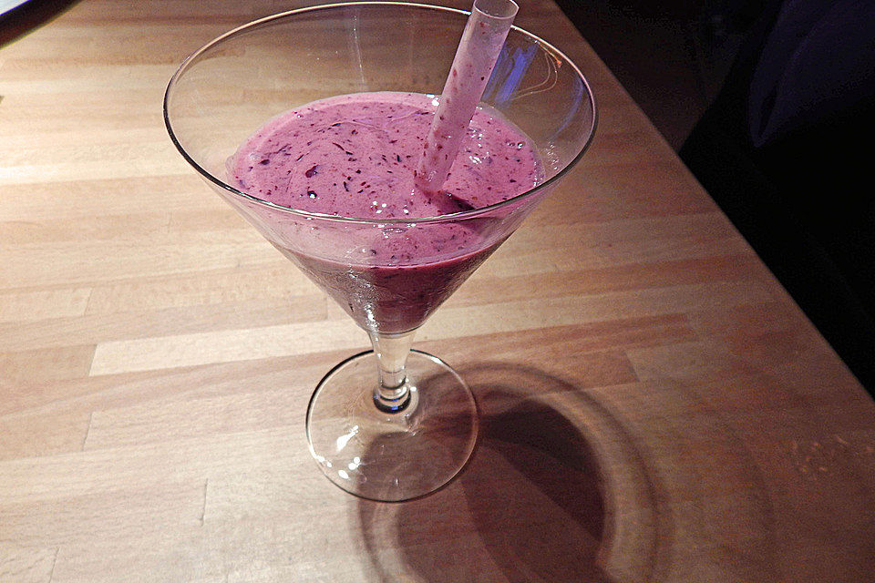 Heidelbeer-Mandarinen-Smoothie