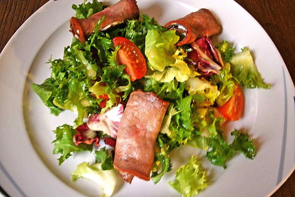 Herbstsalat mit Roastbeef