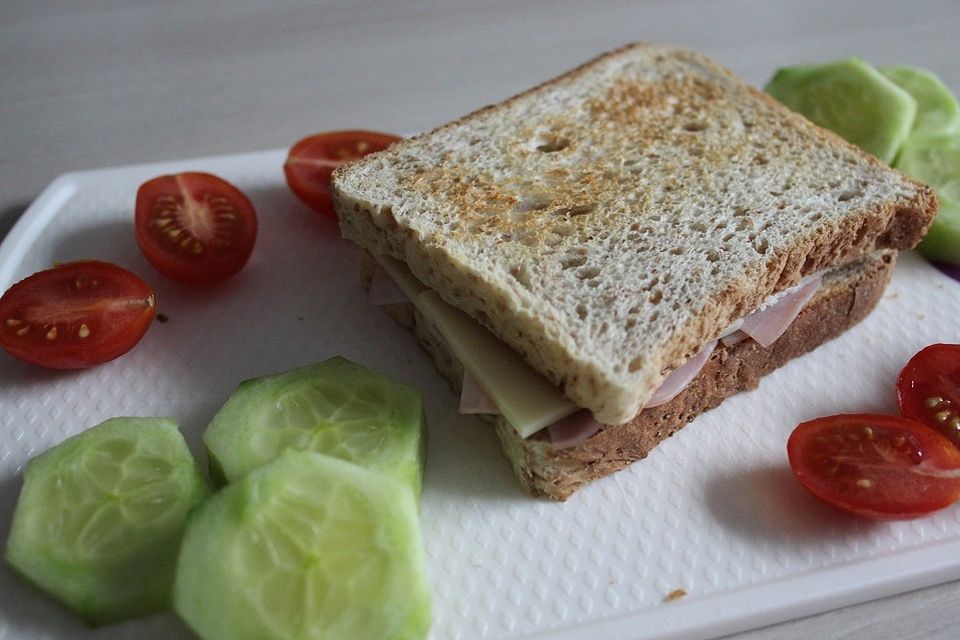 Schinken - Käse - Sandwich