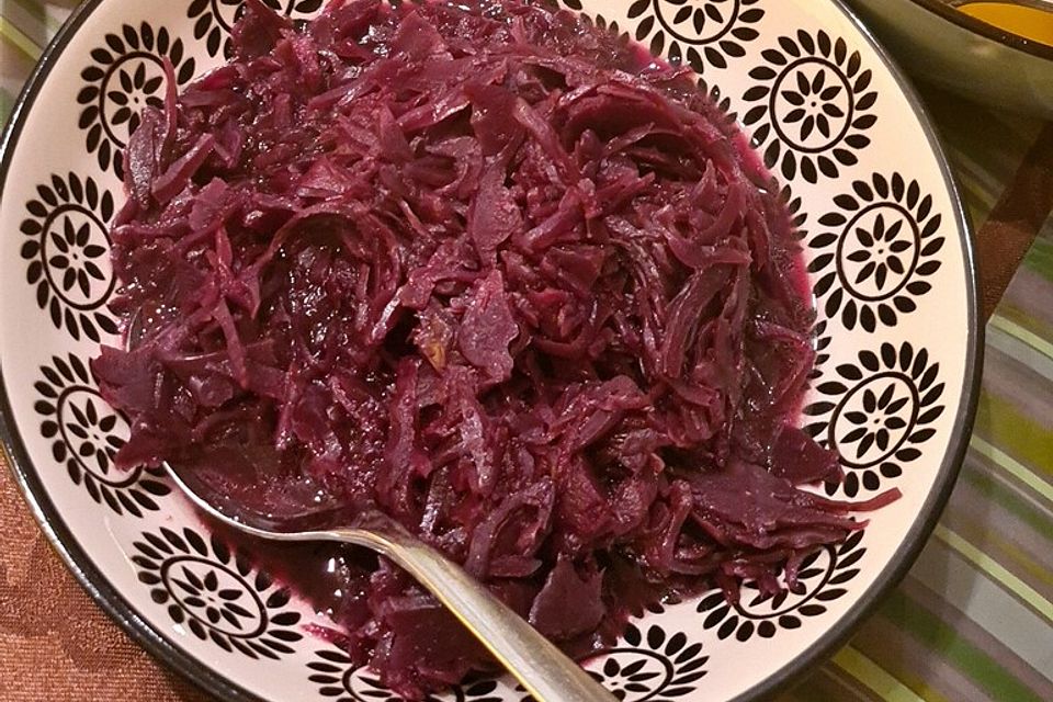 Apfel-Gewürz-Rotkohl