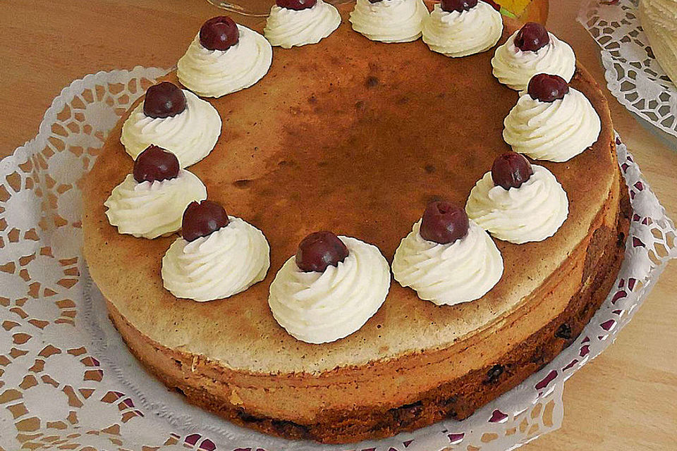 Kirschkuchen mit Mandel-Baiser