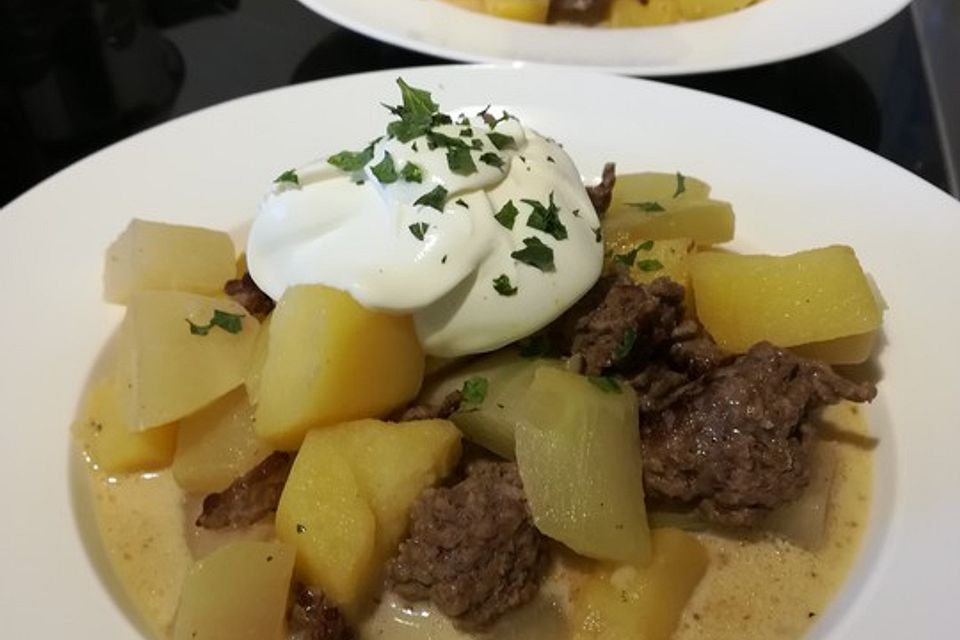 Hackfleischtopf mit Kohlrabi